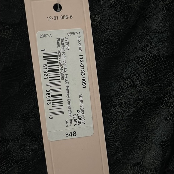 Ambrielle XL, Black Lace - Picture 5 of 5